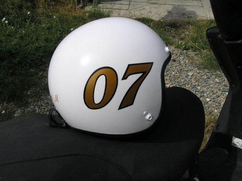 Peintre casque moto Auch